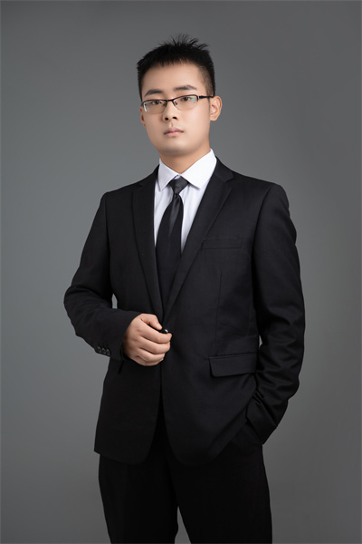 朱龙征