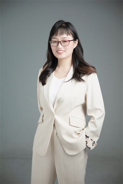 王小芳